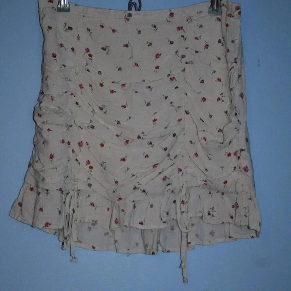 Wild Fable Floral Print Lined Skirt Sized Large - Picture 12 of 16